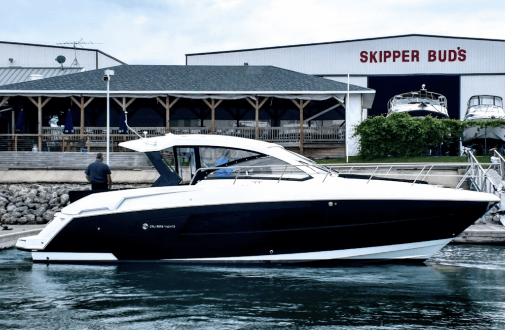 Boat Dry Storage & Dry Stack, Winthrop Harbor North Point Marina